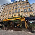 Le Petit Chatelet